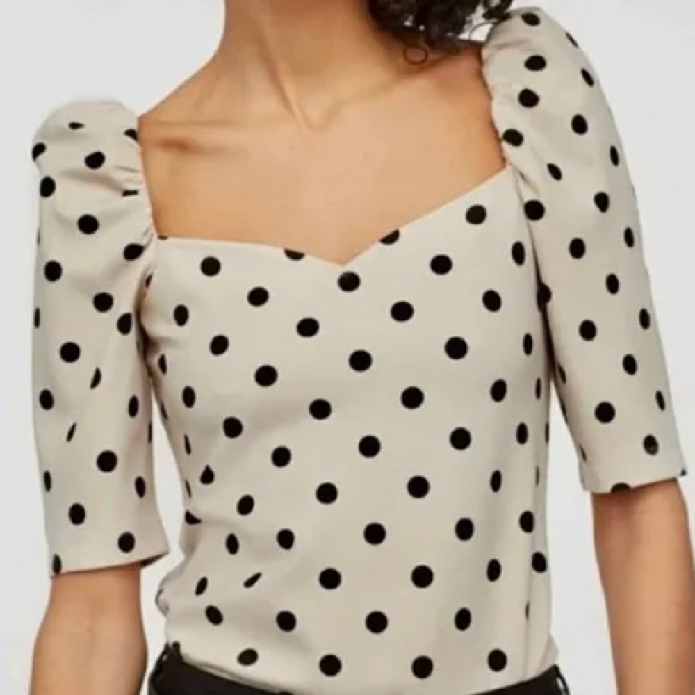H&M Cream/Black Polka Dot Square-Neck Puff Sleeve Women Top, Sz M. NWOT